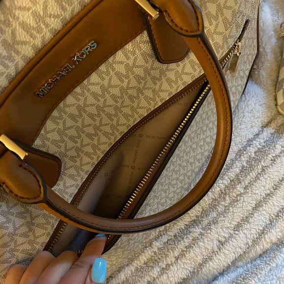 MK duffel bag. Used one time for Vegas trip. $400 obo - Picture 2 of 5